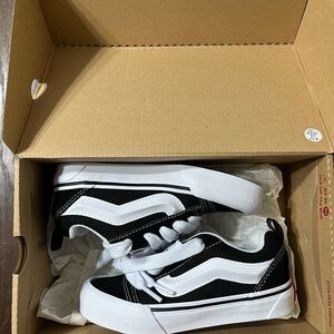Kids Knu Skool Vans